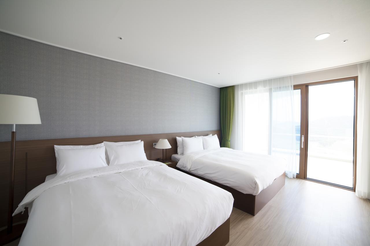 Dongwon Youthhostel Tongyeong Exterior photo