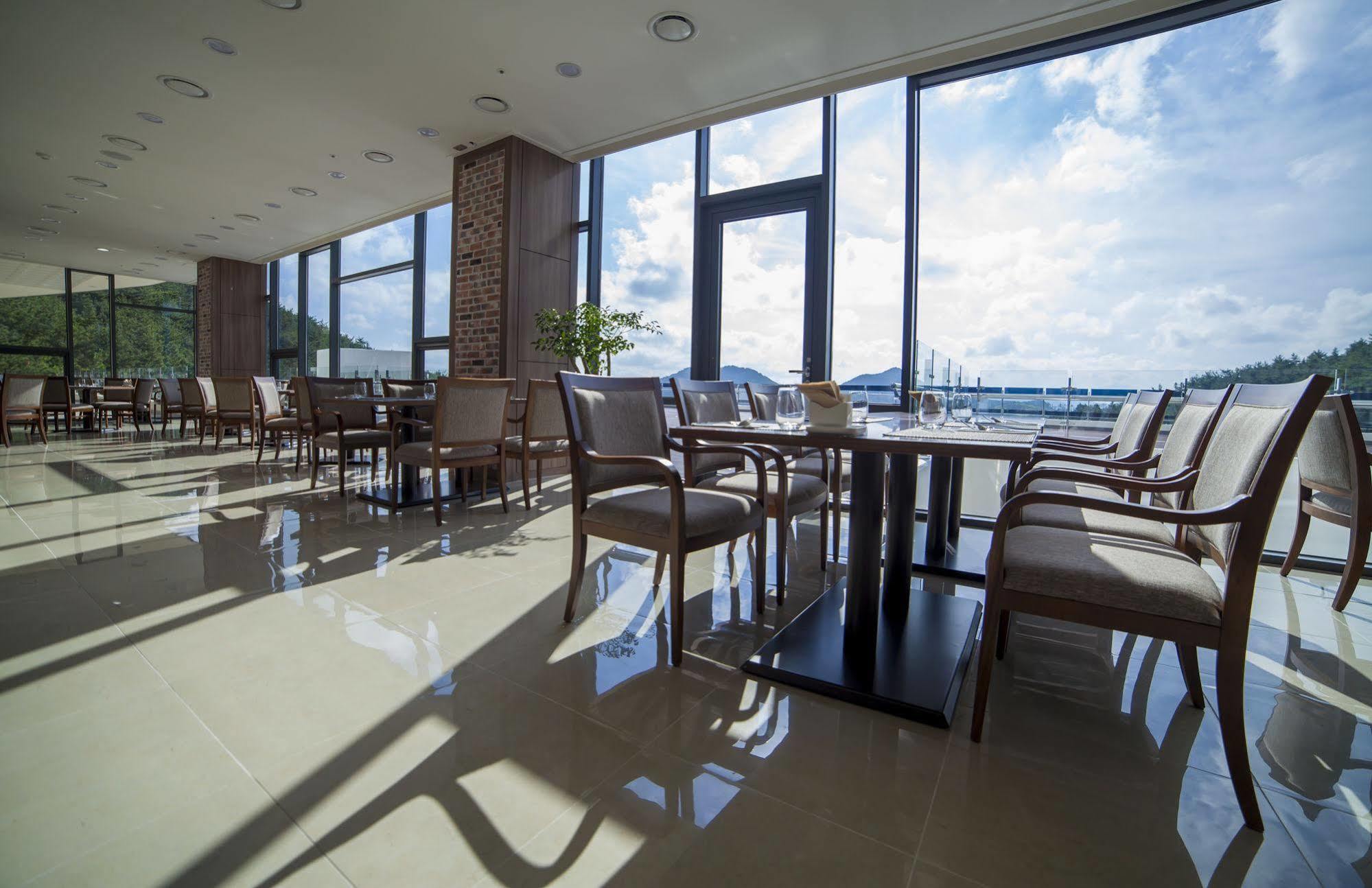 Dongwon Youthhostel Tongyeong Exterior photo